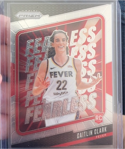 2024 Panini Prizm WNBA #10 Caitlin Clark Fearless Rookie Card — front