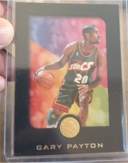 1995-96 SkyBox E-XL #77 Gary Payton — front