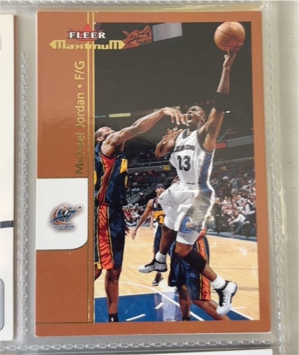 2001-02 Fleer Maximum #165 Michael Jordan — front