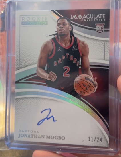 2023 Panini Immaculate Collection #11 Jonathan Mogbo — front