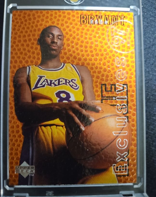 1996-97 Upper Deck Rookie Exclusives #R10 Kobe Bryant — front