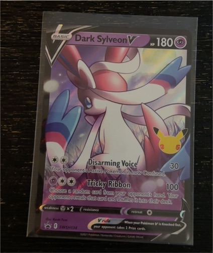 2021 Pokemon TCG Black Star Promo #SWSH134 Dark Sylveon V — front