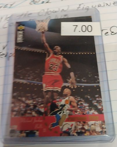 1995 Upper Deck Collectors Choice Players Club #195 Michael Jordan — front