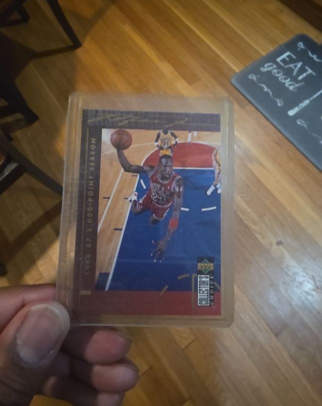 1994 Upper Deck Collector's Choice #216 Michael Jordan — front