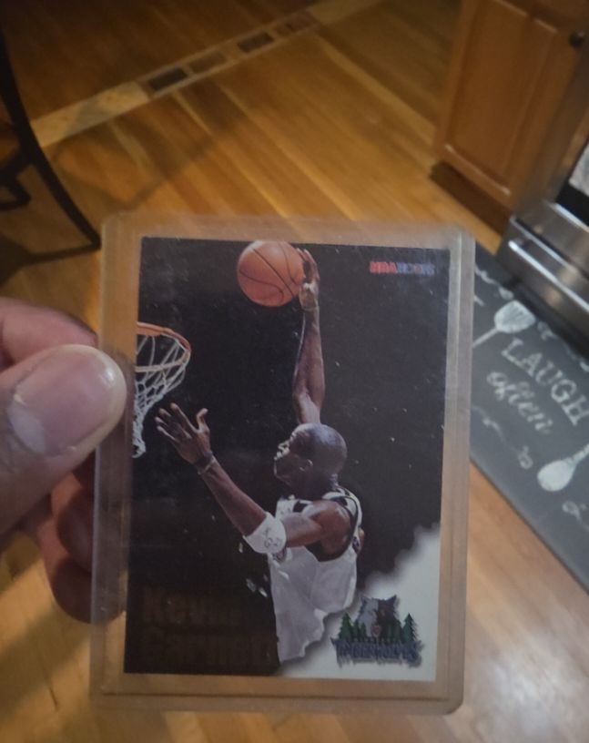 1996-97 NBA Hoops #220 Kevin Garnett — front