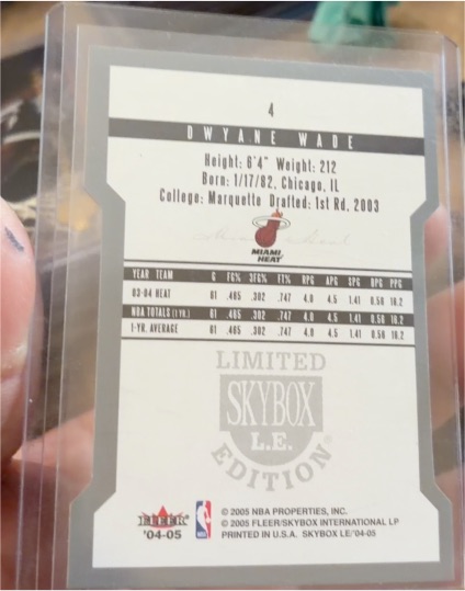 2004-05 Skybox LE #4 Dwyane Wade — front