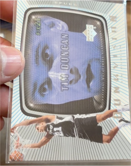 2002-03 Upper Deck Dunkvision #DV3 Tim Duncan — front