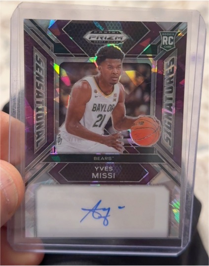 2024 Panini Prizm Draft Picks Sensational Signatures #SS-YMS Yves Missi — front