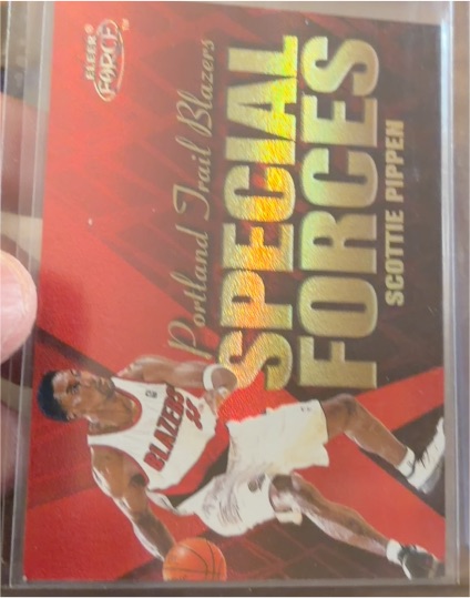 1999-00 Fleer Force Special Forces #5SF Scottie Pippen — front