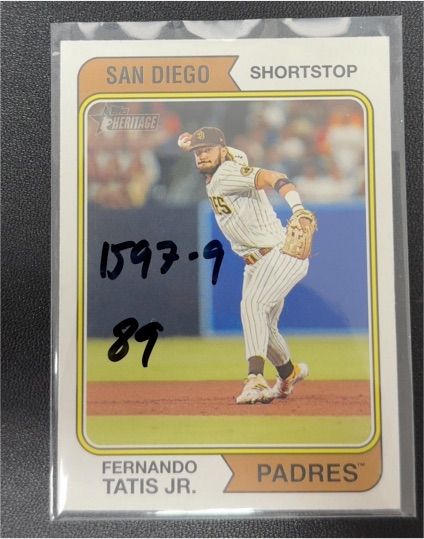 2023 Topps Heritage #24 Fernando Tatís Jr. — front