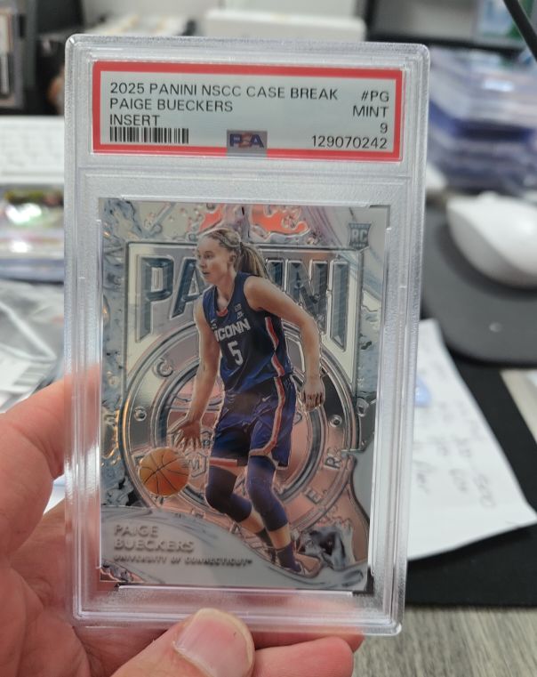 2025 Panini NSCC Case Break Paige Bueckers Insert — front