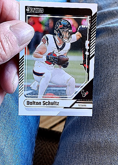 2024 Donruss #124 Dalton Schultz — front