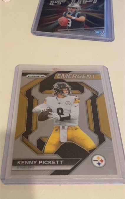 2023 Panini Prizm Emergent #H-5 Kenny Pickett — front