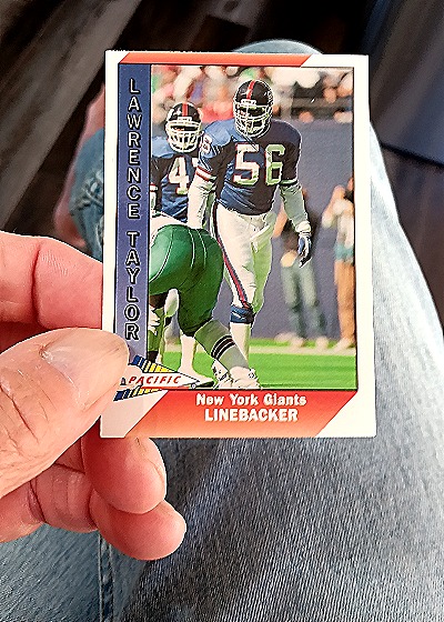 1991 Pacific #356 Lawrence Taylor — front