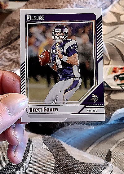 2024 Panini Donruss #185 Brett Favre — front