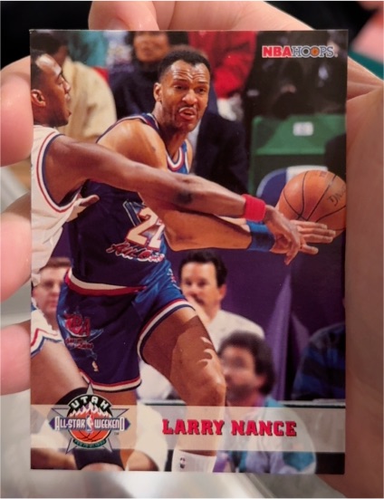 1993-94 NBA Hoops #266 Larry Nance — front