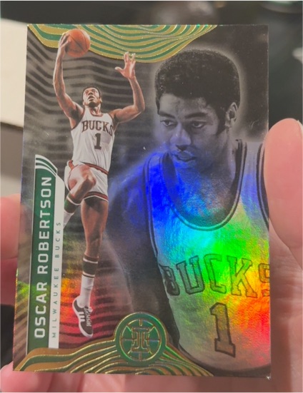2021-22 Panini Illusions #122 Oscar Robertson Milwaukee Bucks — front