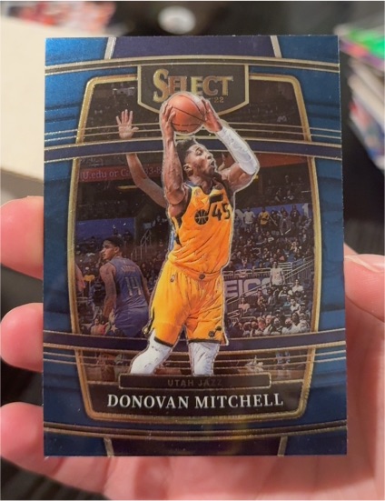 2021-22 Panini Select #83 Donovan Mitchell — front
