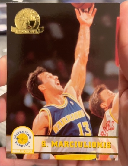 1993-94 Hoops #72 Sarunas Marciulionis — front