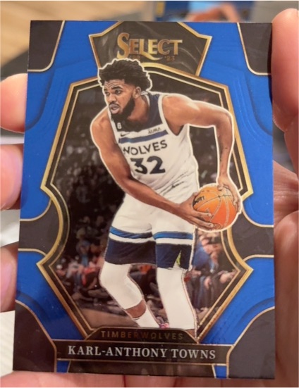 2022-23 Panini Select Premier Level #112 Karl-Anthony Towns — front