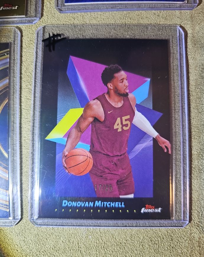 2024-25 Topps Finest #19 Donovan Mitchell — front