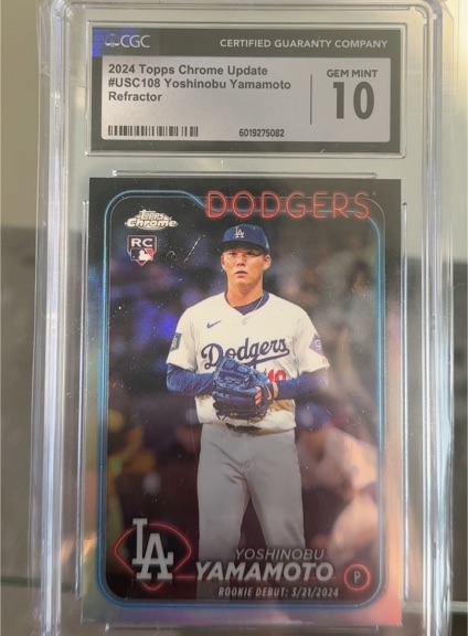 2024 Topps Chrome Update #USC108 Yoshinobu Yamamoto Refractor — front
