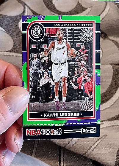 2024-25 Panini NBA Hoops Haunted Hoops #194 Kawhi Leonard — front