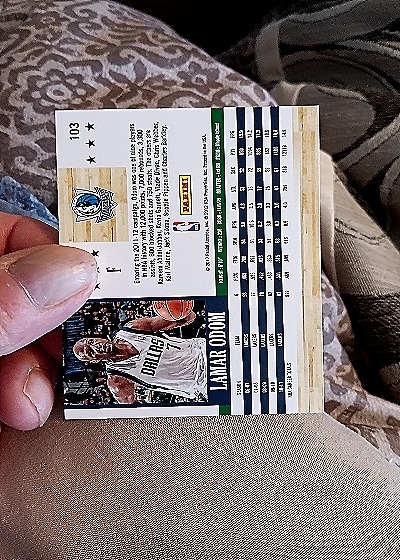 2011-12 Panini NBA Hoops #103 Lamar Odom — back