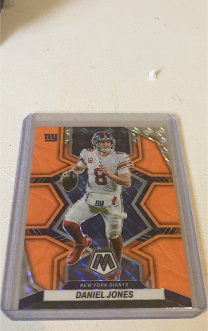 2022 Panini Mosaic #145 Daniel Jones Mosaic Reactive Orange New York Giants — front