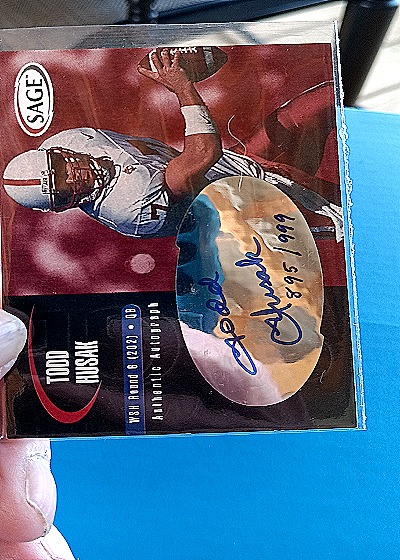 2000 SAGE Autographs Red #A21 Todd Husak — front