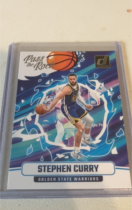 2024-25 Donruss #5 Stephen Curry Pass the Rock — front