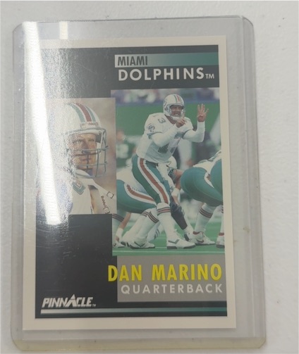 1991 Pinnacle #70 Dan Marino — front