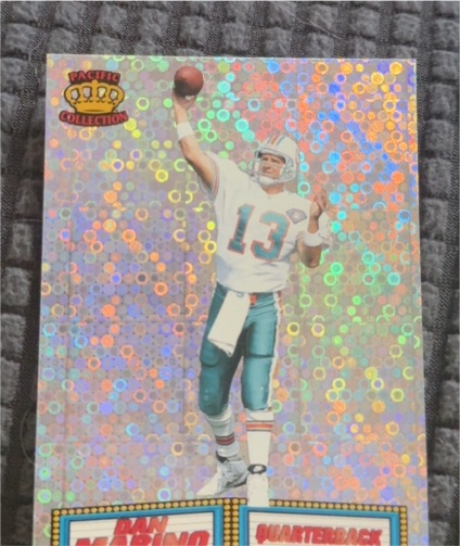 1994 Pacific Crown Collection Marquee Prisms #17 Dan Marino — front