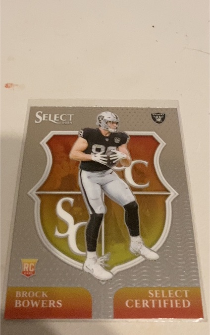 2024 Panini Select #7 Brock Bowers Select Certified Rookies — front