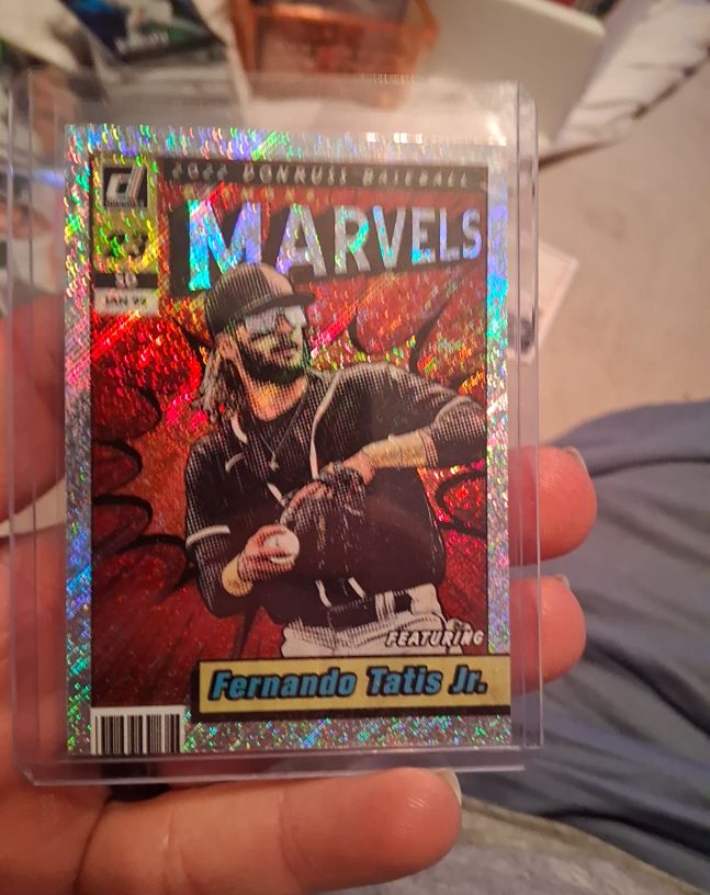 2022 Donruss Marvels Rapture #M-2 Fernando Tatis Jr. — front