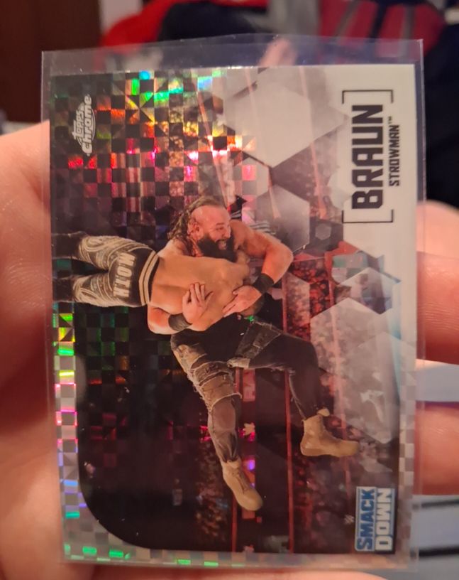 2020 Topps Chrome WWE #14 Braun Strowman — front