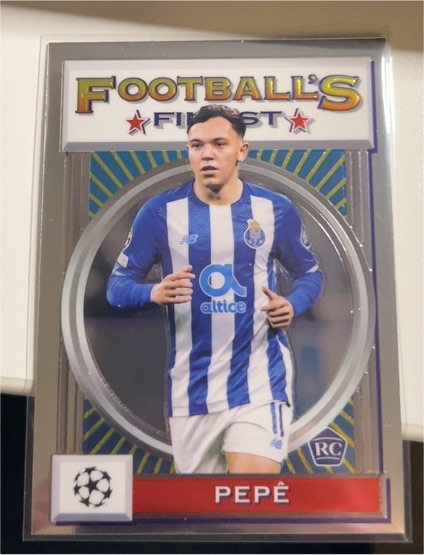 2021-22 Topps Finest Flashbacks UEFA Champions League #176 Pepê — front