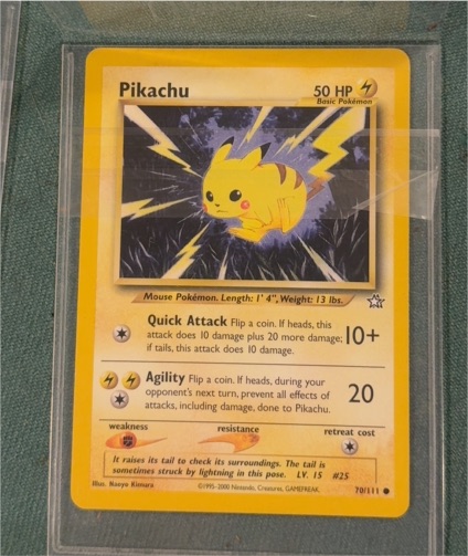 2000 Neo Genesis #70 Pikachu — front
