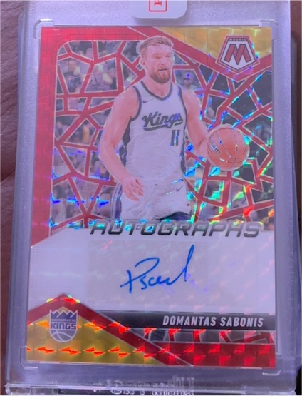 2023-24 Panini Mosaic #11 Domantas Sabonis — front
