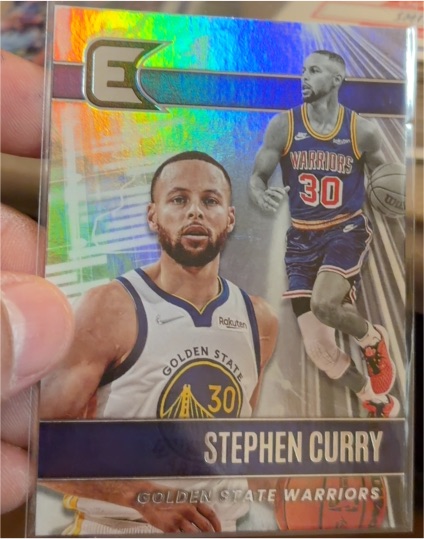 2021-22 Panini Chronicles #305 Stephen Curry — front