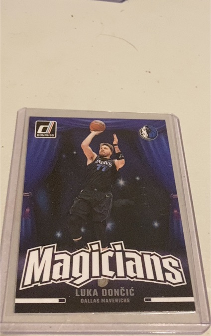 2024-25 Donruss #8 Luka Dončić Magicians Dallas Mavericks — front