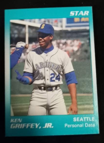 1990 Star Co. #10 Ken Griffey, Jr. — front