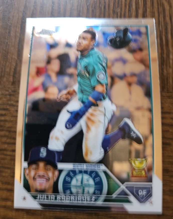 2023 Topps Chrome #200 Julio Rodriguez — front
