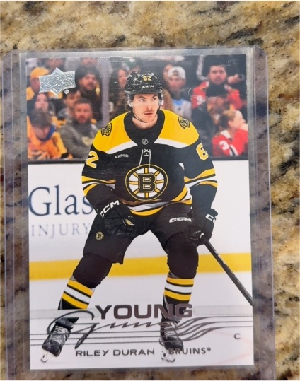 2025-26 Upper Deck Series 1 #211 Riley Duran Young Guns — front