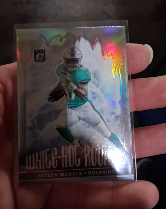 2021 Donruss Optic White Hot Rookies #WHR-4 Jaylen Waddle — front