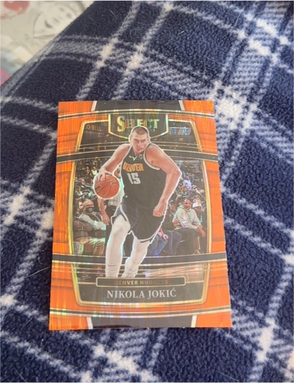 2021-22 Panini Select Concourse Orange Flash Prizm #82 Nikola Jokić — front