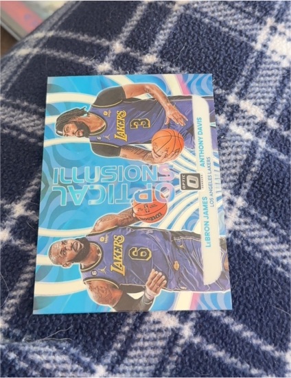 2022-23 Panini Donruss Optic Optical Illusions #3 LeBron James / Anthony Davis — front