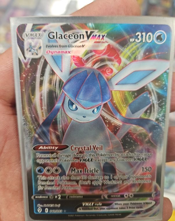 2023 Pokémon Evolving Skies #041 Glaceon VMAX — front