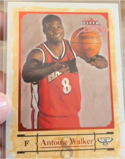 2004-05 Fleer Sweet Sigs #30 Antoine Walker — front
