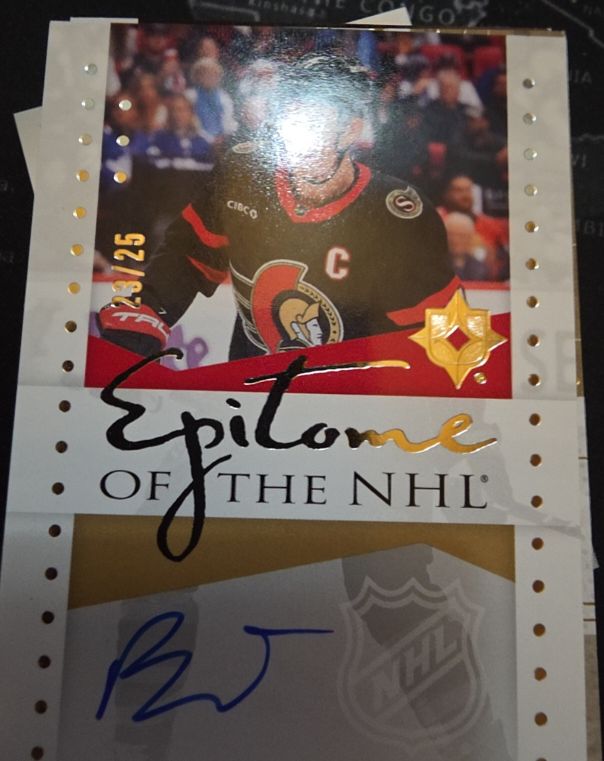 2006 Upper Deck Epitome of the NHL Daniel Alfredsson #Epitome — front